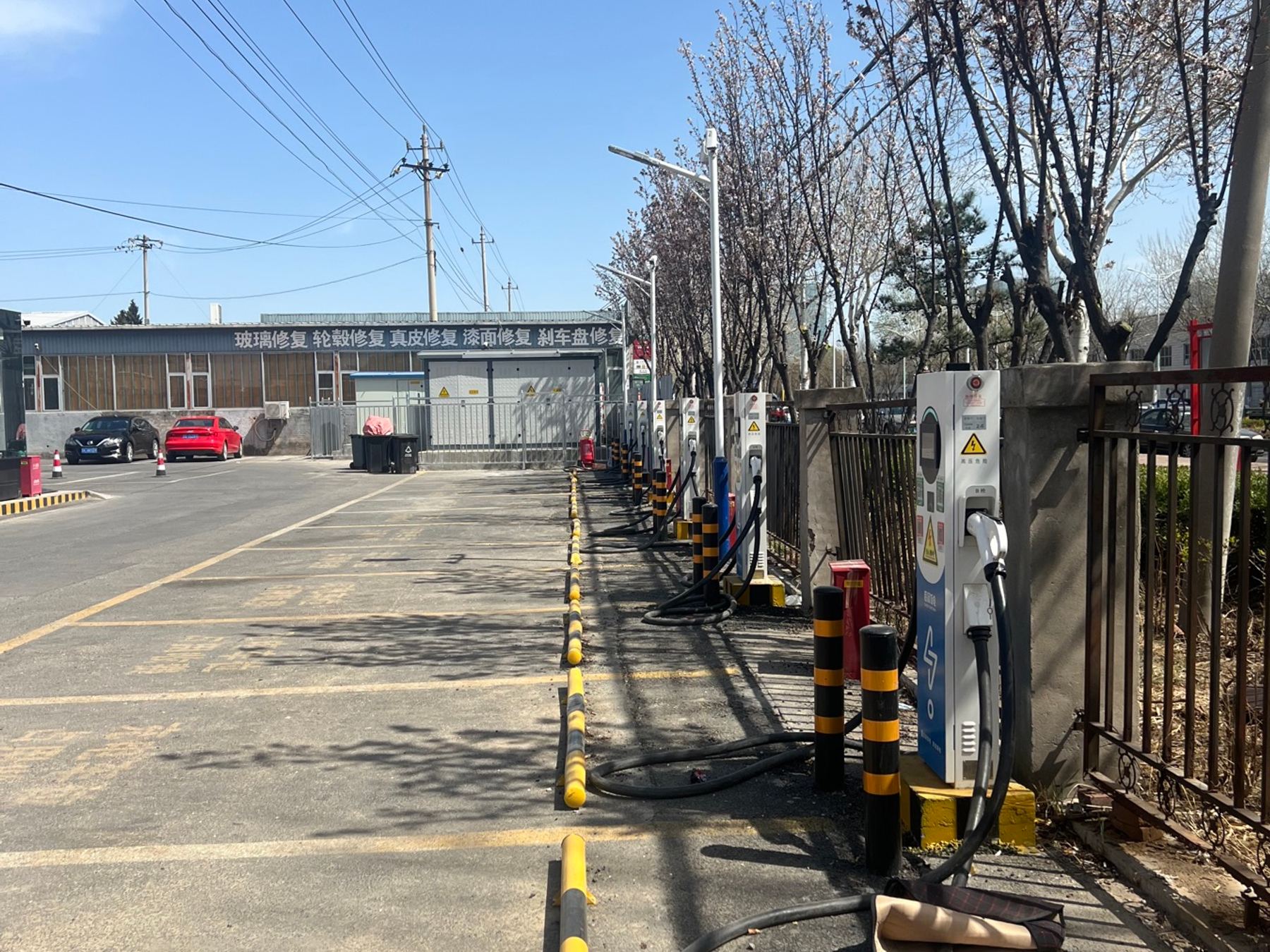 顺义双河大街充电站实景